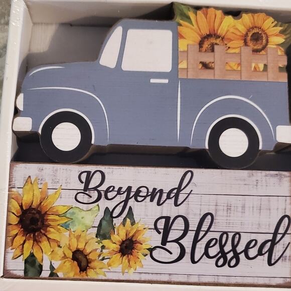 Wooden Fall Harvest Holiday Pick Up Sunflowers Pumpkins Decor Set of 4 - Picture 3 of 3